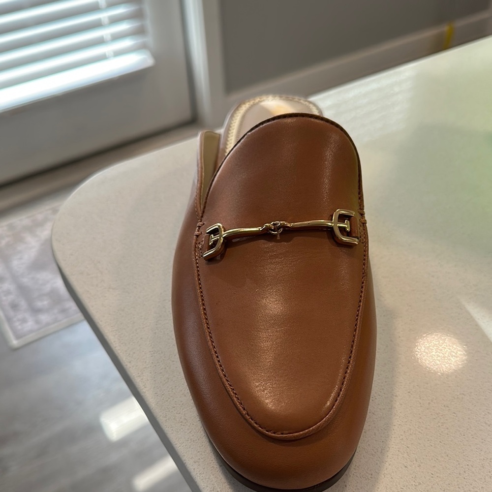 Elegant Brown Leather Loafers